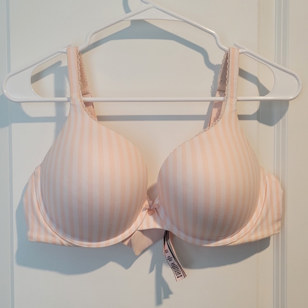 Victoria's Secret Body By Victoria Perfect Shape Striped Bra size 38C